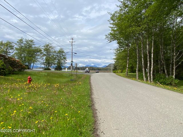 1906 Hamilton Drive, Craig, AK 99921
