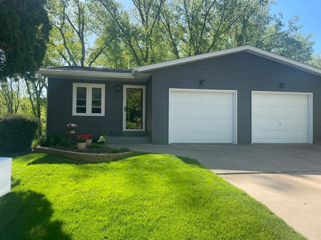 8317 10th Street W 0, Rock Island, IL 61201
