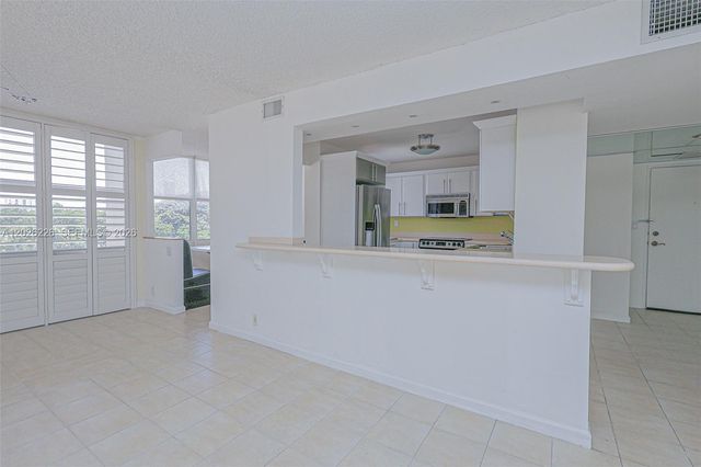 1865 Brickell Ave A514, Miami, FL 33129