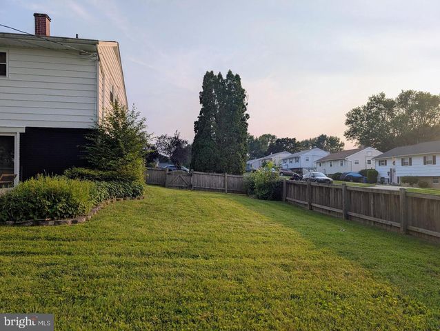 1000 DUNHOLME RD, Reisterstown, MD 21136