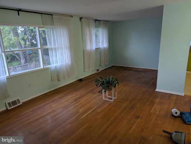 1000 DUNHOLME RD, Reisterstown, MD 21136