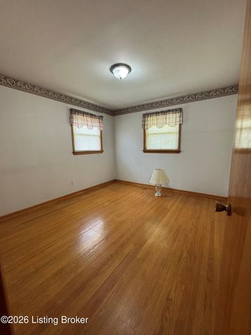 5103 Joy Dr, Louisville, KY 40216