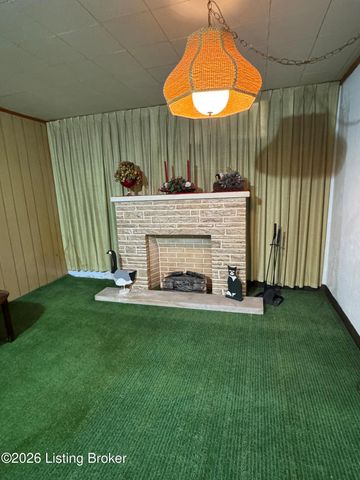 5103 Joy Dr, Louisville, KY 40216