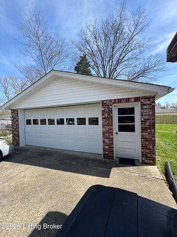 5103 Joy Dr, Louisville, KY 40216