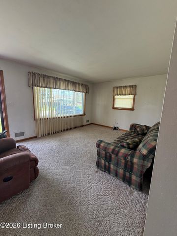 5103 Joy Dr, Louisville, KY 40216