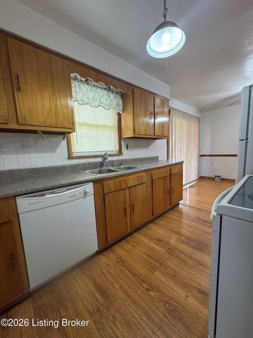 5103 Joy Dr, Louisville, KY 40216