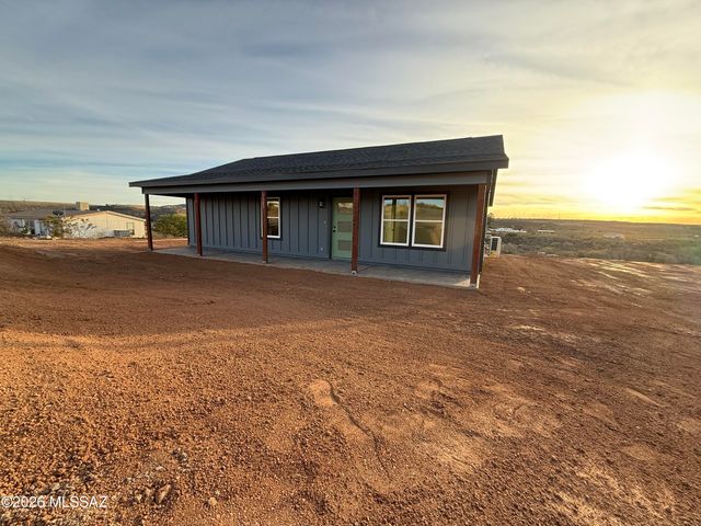 1383 N Saddleback Circle, Tombstone, AZ 85638