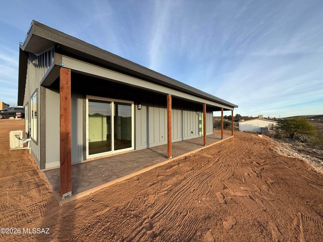 1383 N Saddleback Circle, Tombstone, AZ 85638