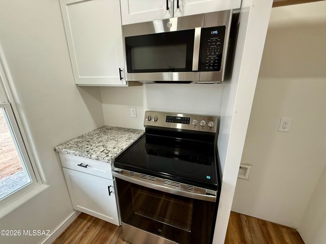 1383 N Saddleback Circle, Tombstone, AZ 85638