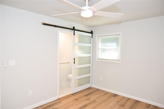 586 E Glochester Place NW, Norcross, GA 30071