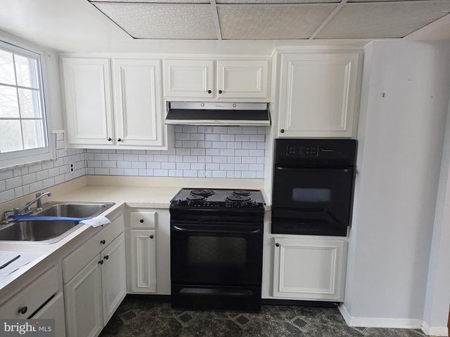 60 CARTER RD, Princeton, NJ 08540