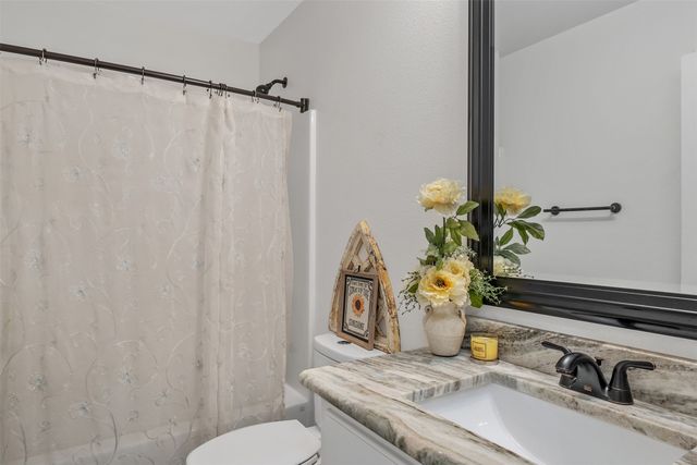 19731 County Road 4130, Lindale, TX 75771