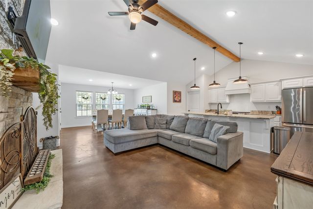 19731 County Road 4130, Lindale, TX 75771