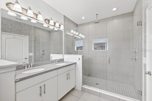 8443 KARRER TERRACE, Orlando, FL 32827