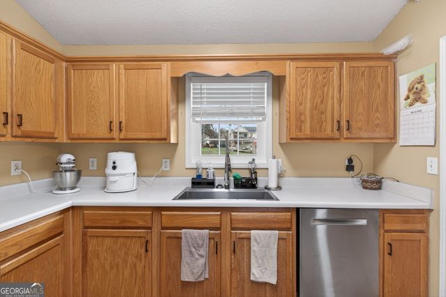 36 Hitchcock Drive, Villa Rica, GA 30180