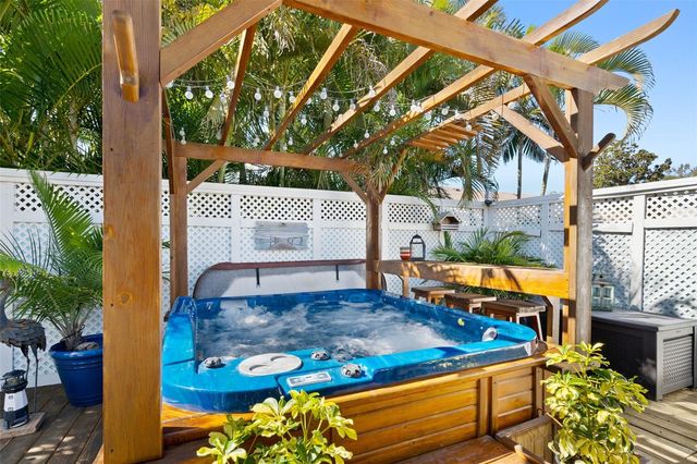 4329 14TH STREET CIRCLE, Palmetto, FL 34221