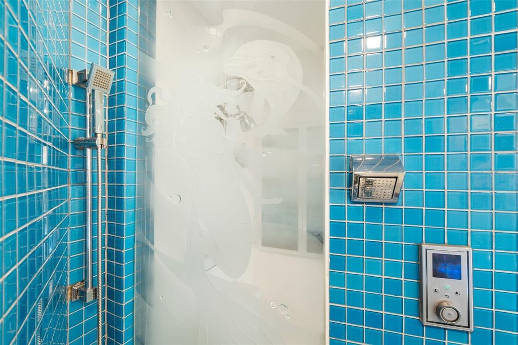 Image 26 of property listing at 4329 14TH STREET CIRCLE, Palmetto, FL 34221