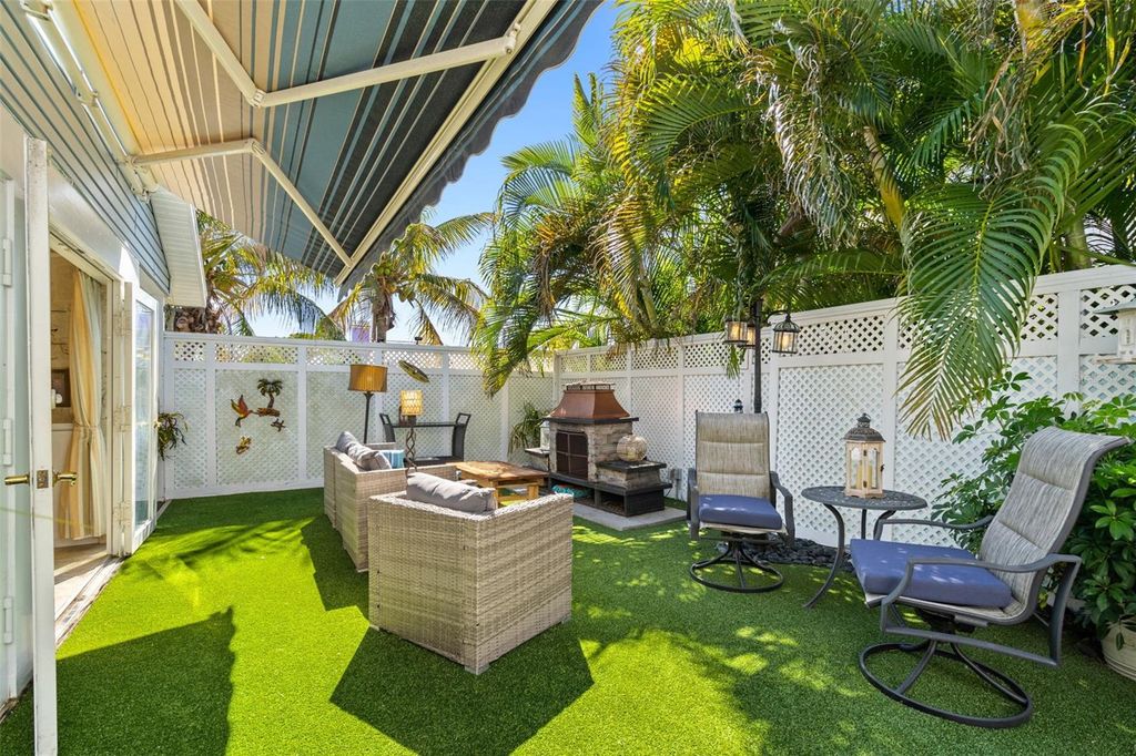 Image 43 of property listing at 4329 14TH STREET CIRCLE, Palmetto, FL 34221