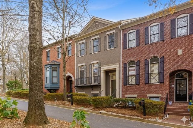 145 W Ridge Way, Roswell, GA 30076