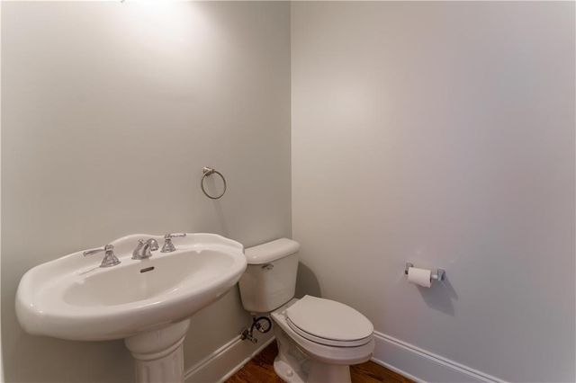 145 W Ridge Way, Roswell, GA 30076