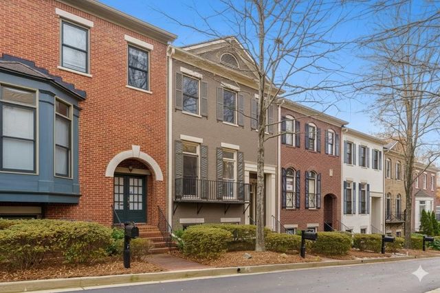 145 W Ridge Way, Roswell, GA 30076