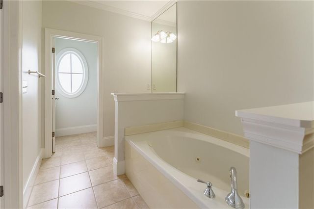 145 W Ridge Way, Roswell, GA 30076