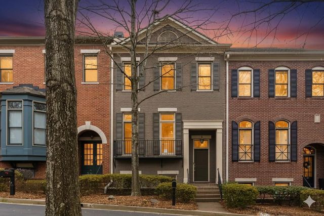 145 W Ridge Way, Roswell, GA 30076