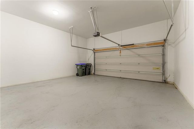 145 W Ridge Way, Roswell, GA 30076