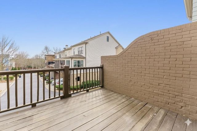 145 W Ridge Way, Roswell, GA 30076