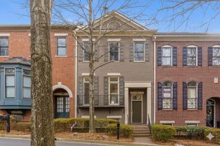 145 W Ridge Way, Roswell, GA 30076