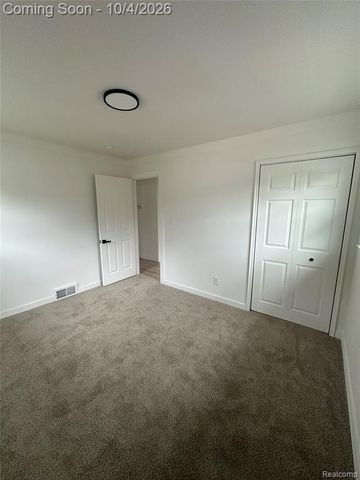 25335 Pattow Street, Roseville, MI 48066