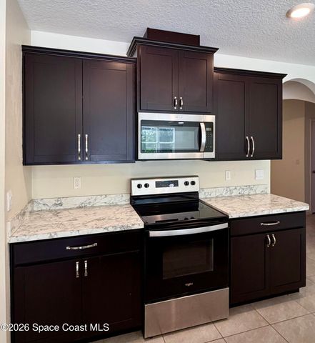 282 Heritage Street SW, Palm Bay, FL 32908