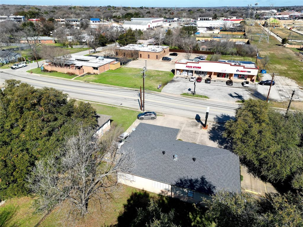 7298 Glenview Drive, Richland Hills, TX 76180 — photo 3