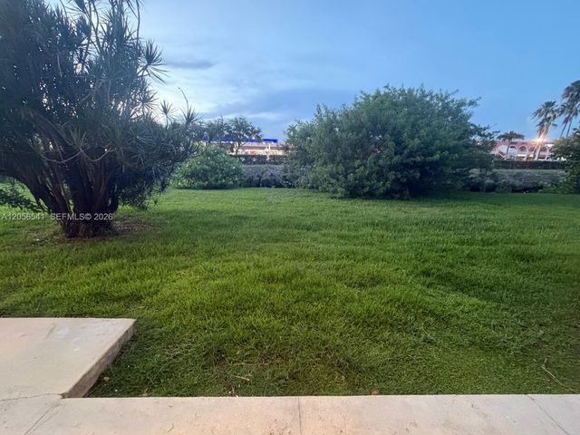 12811 SW 43rd Drive 114A, Miami, FL 33175