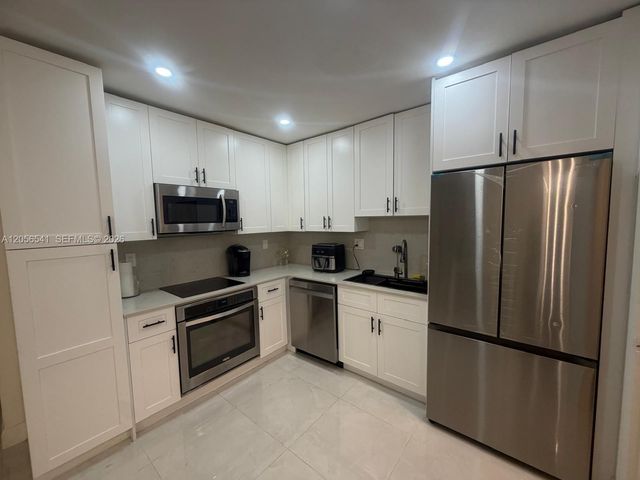 12811 SW 43rd Drive 114A, Miami, FL 33175