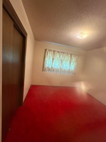 5461 N Delaware, Wichita, KS 67204