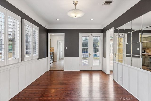 527 S Orchard Drive, Burbank, CA 91506