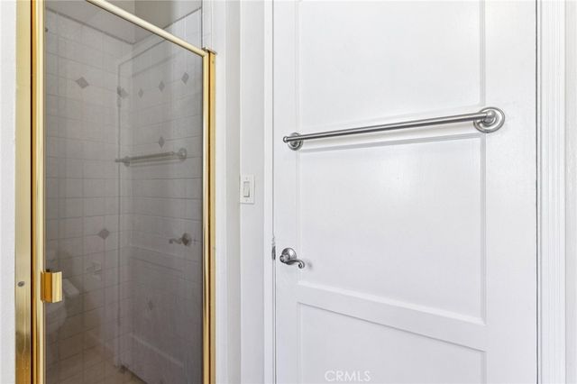 527 S Orchard Drive, Burbank, CA 91506