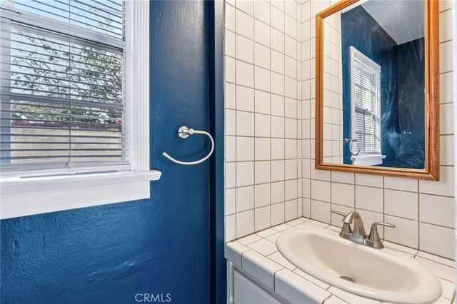 527 S Orchard Drive, Burbank, CA 91506