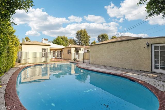 527 S Orchard Drive, Burbank, CA 91506