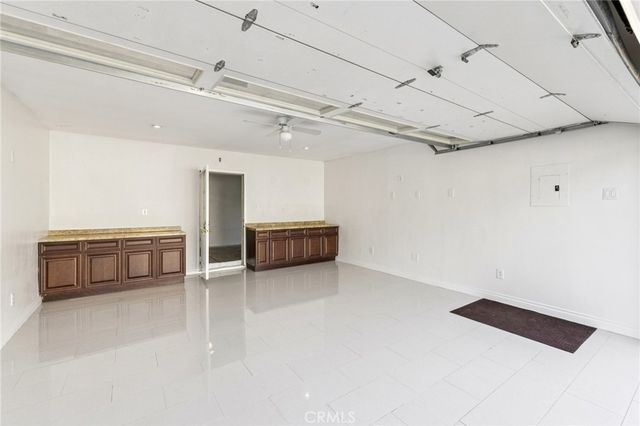 527 S Orchard Drive, Burbank, CA 91506