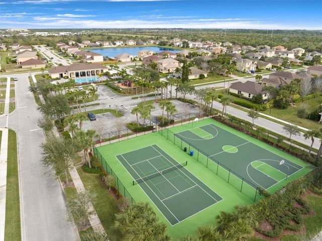 9929 E Villa Circle, Vero Beach, FL 32966