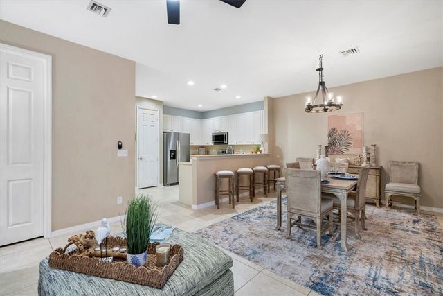 9929 E Villa Circle, Vero Beach, FL 32966