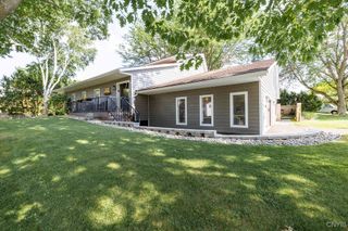 8151 Balsamwood Lane, Clay, NY 13090
