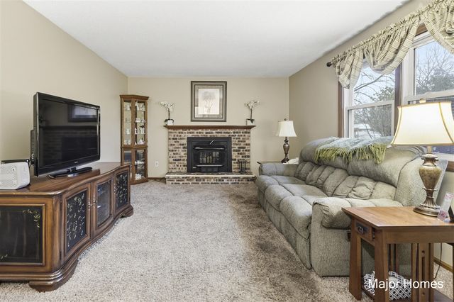 7728 Hollyhock Avenue, Jenison, MI 49428