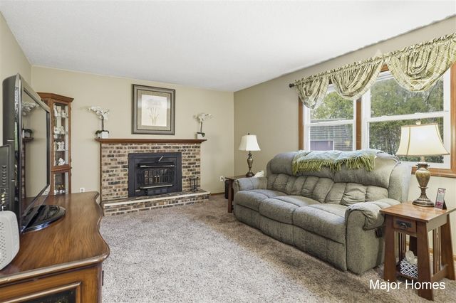 7728 Hollyhock Avenue, Jenison, MI 49428