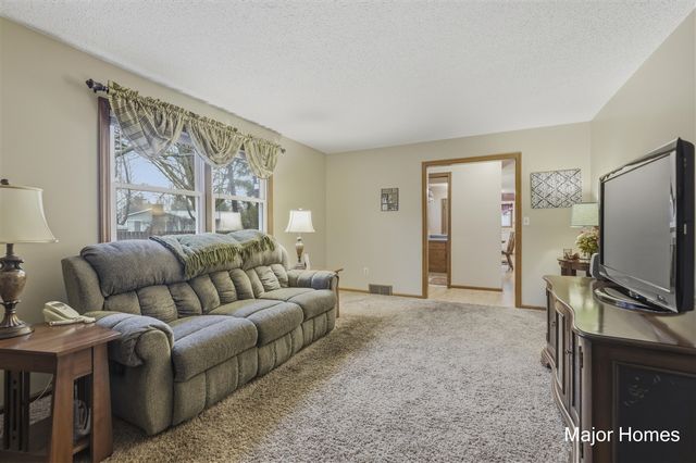 7728 Hollyhock Avenue, Jenison, MI 49428