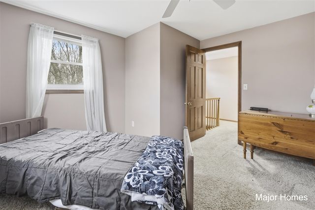 7728 Hollyhock Avenue, Jenison, MI 49428