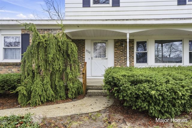 7728 Hollyhock Avenue, Jenison, MI 49428