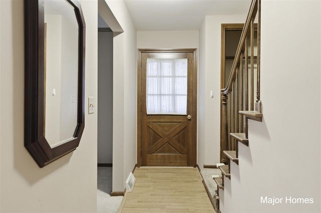 7728 Hollyhock Avenue, Jenison, MI 49428